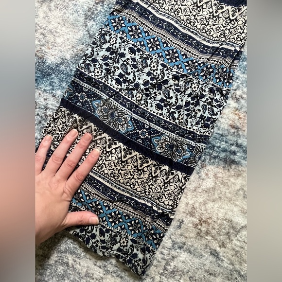 Bohemian Patterned Pants in Blue and Black - Picture 7 of 7